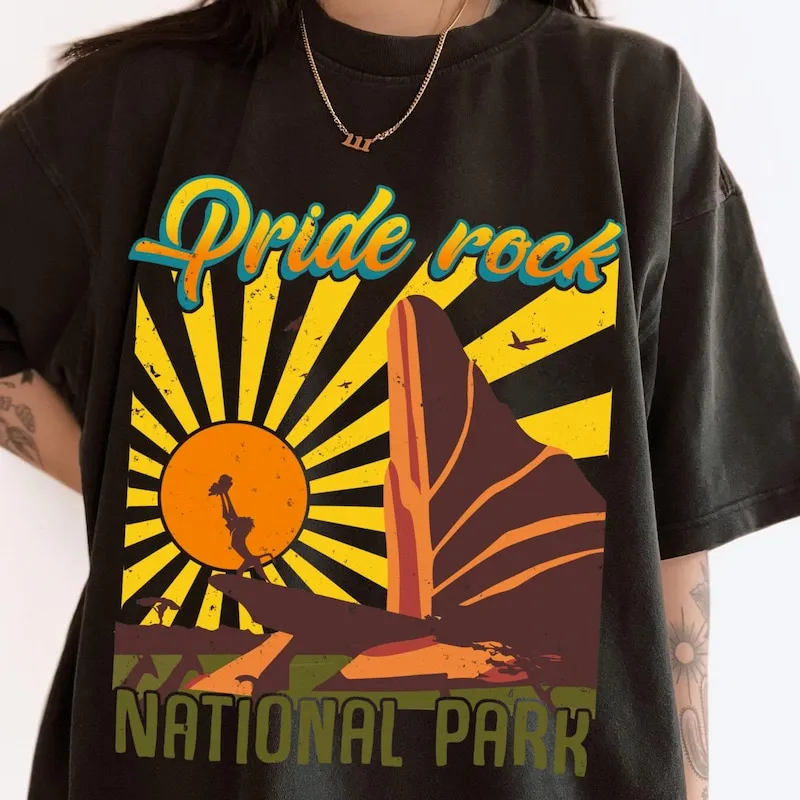 Product Retro Pride Rock National Park Comfort T-shirt Hoodie Sweater Color The Lion King Animal Kingdom Disneyland Family Trip Magic
